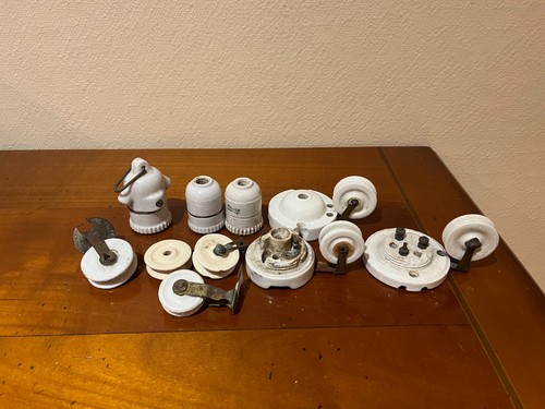 Lot douilles plafonniers et - douilles,