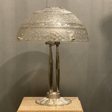 une lampe Saint Vincent de R.Lalique