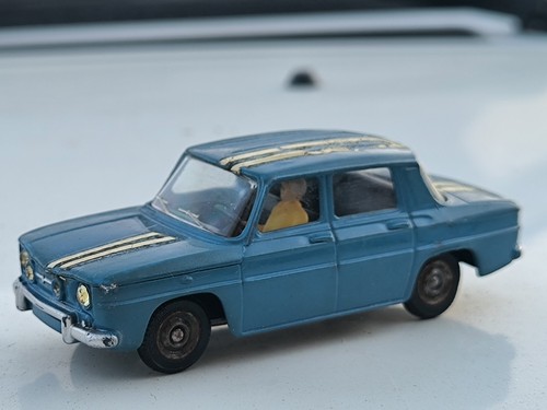 Dinky toys france 1414 renault - france,