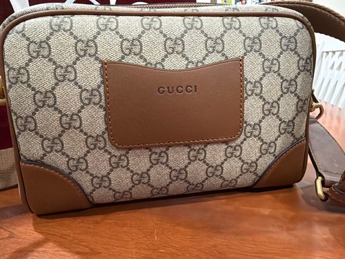 gucci mens gg emblem crossbody