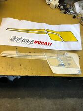 1 autocollant coté droit  jaune réservoir 350 desmo 650 SL  ducati pantah