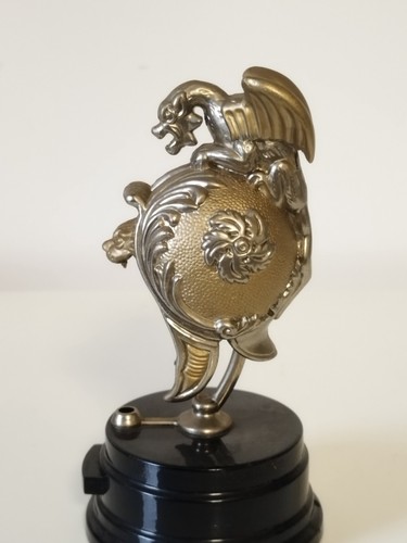 Briquet table casque - briquet, dragon
