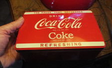 Ancienne Boite Vide en Tôle