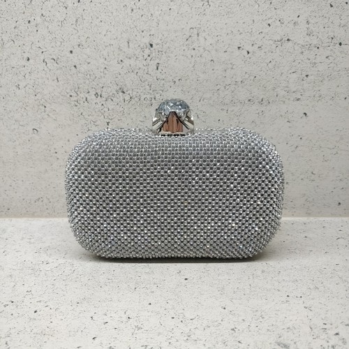 Pochette cristal argenté - en,