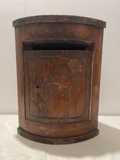 Boite aux lettres en bois de