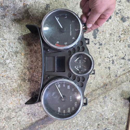 Compteur peugeot 207 hdi - compteur,