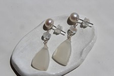 boucles d'oreilles en pierre