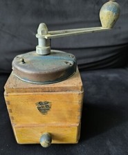 Moulin À Café En Bois