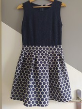 Robe Bleue Marine Et Blanche Dentelle Taille S