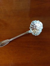 CUILLERE A SAUPOUDRER  CHRISTOFLE - PARFAIT ETAT