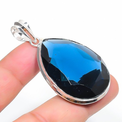 Pendentif pierre précieuse - , en