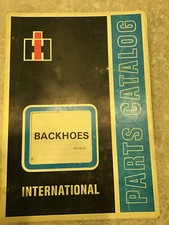 catalogue pieces detachées rechange  IH INTERNATIONAL BACKHOES 3122 3142