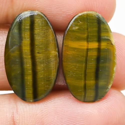 60cts paire cabochon ovale - 17.60cts,