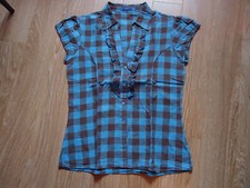 CHEMISIER A CARREAUX. VOLANT DEVANT. MARQUE:TOLENTINO.TAILLE:S