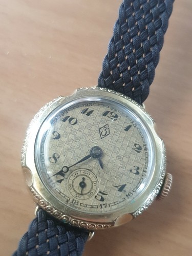 Ancienne montre mécanique