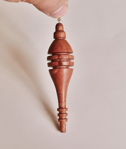 Pendule bois precieux de - ,