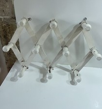 Porte manteau mural pliable accordéon 12 patères en bois Blanc vintage Déco