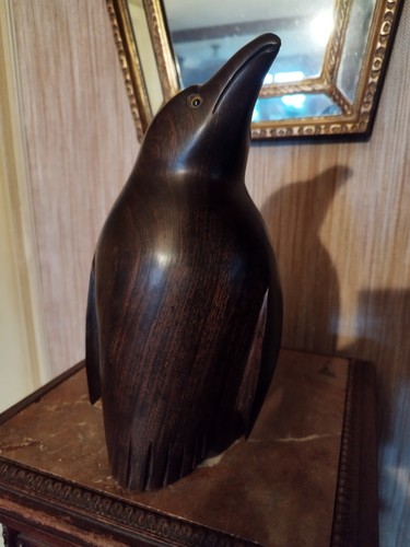 Statuette manchot ébène - en,