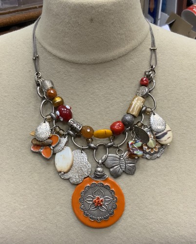 Magnifique collier signé - magnifique,