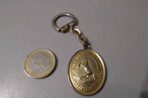 Porte clé cheval cabre - , vin