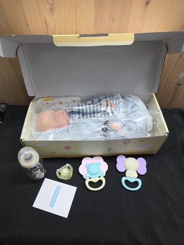 Silicone reborn baby doll - baby,