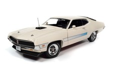 AUTOWORLD 1/18 (AMM1256) --