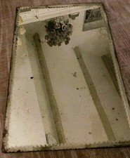 Ancien miroir biseauté et cranté