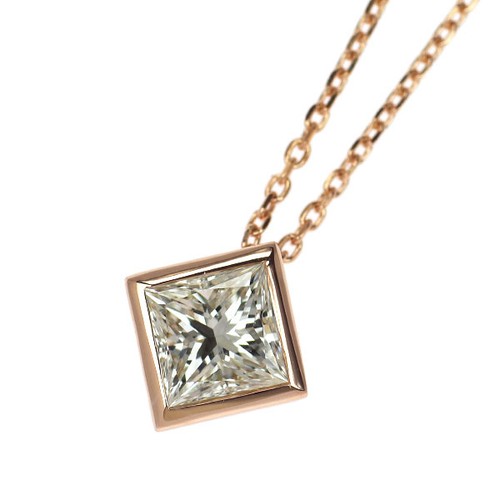 Collier pendentif diamant