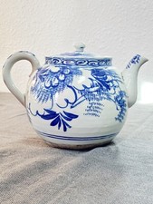 Ancienne Théière Chinoise En Porcelaine Blanche Et Bleue Corée