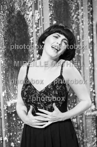 Mireille mathieu exclusive - mireille,