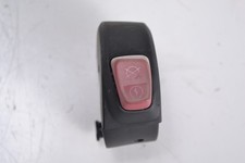 Interrupteur latéral droit