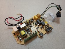 SN76010291526 PNSBP00211AA NT01 Onduleur Eaton Ellipse 600 3400789900 NT:07