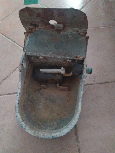 Rare ancien abreuvoir vache - ancien,