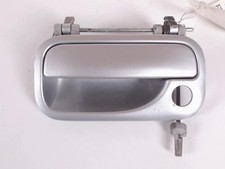 Poignee porte avant gauche