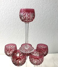 1 verre à liqueurs en cristal