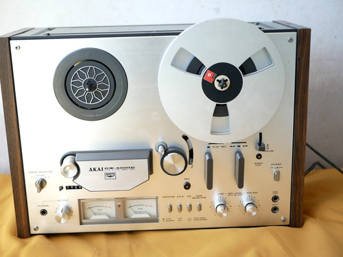 Magnetophone bandes akai - ,