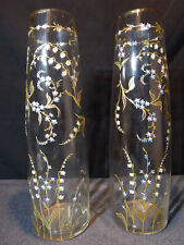 Paire de vase tubulaire galbé en verre émaillé à décor fleur muguet dorure