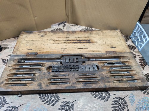Ancien coffret bois - ancien,