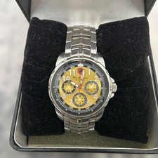 Montre analogique pour homme
