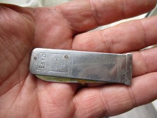 ANCIEN PETIT COUTEAU PLIANT PUBLICITAIRE STATION SERVICE POMPE A ESSENCE ESSO