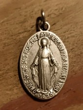 Médaille Religieuse Ancienne