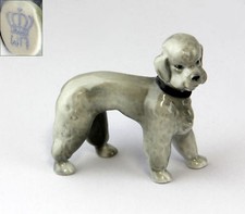 9942227 Porcelaine Figurine