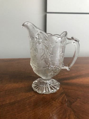 Ancien pichet verre moulé - ancien, en