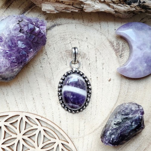 Petit pendentif bohème - , en