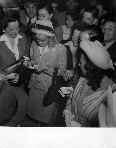 Willy rizzo madeleine sologne - willy, rizzo,madeleine