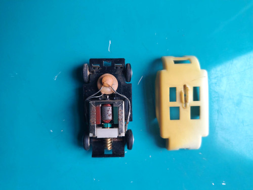 Vintage voiture mecanisme jump - voiture,