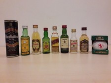 LOT DE 9 MIGNONNETTES DE WISKY