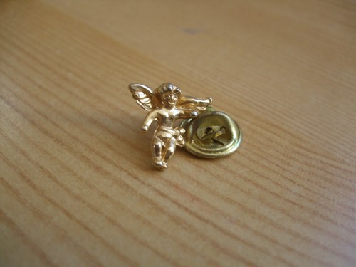 Pins ange dore - ,