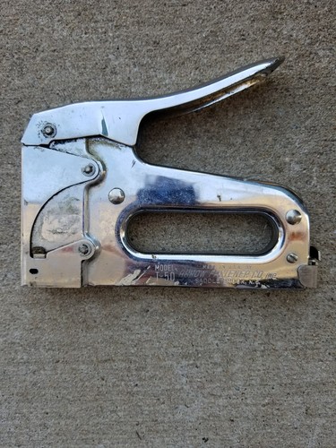 New arrow fastener staple - fastener, gun