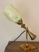 Lampe à poser de bateau art nouveau / Art & Crafts bronze et tulipe vaseline